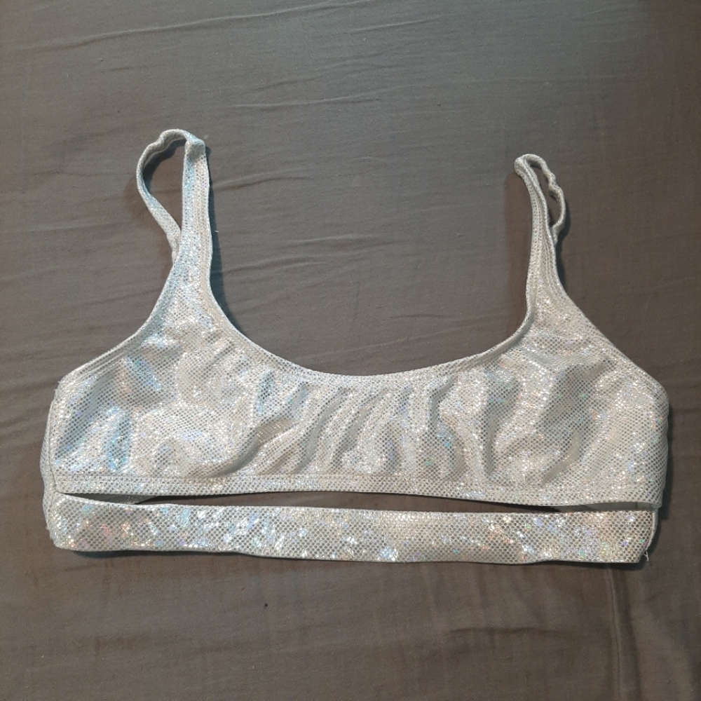 Iheartraves top